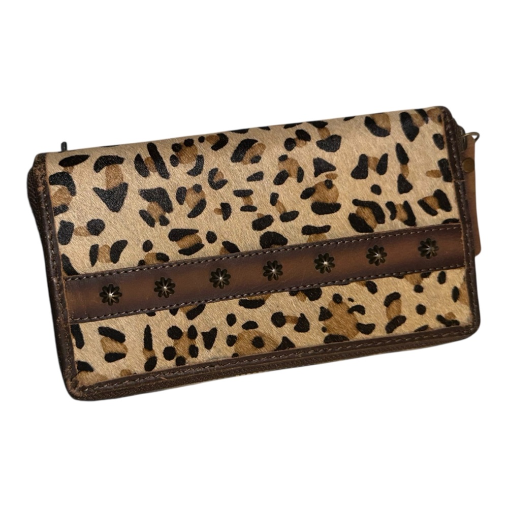 RAFTER T RANCH Leather Leopard Print Calf Hair Zip-Around Wristlet NWT‎
